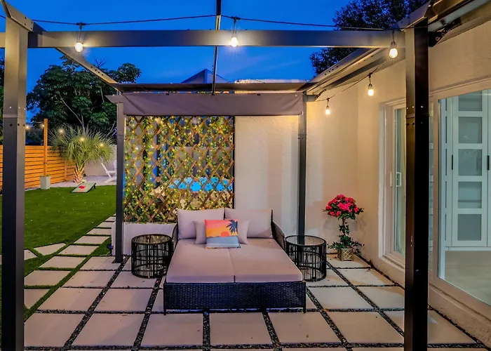 Cozy Clearwater Getaway Beach, Spa, And Luxury